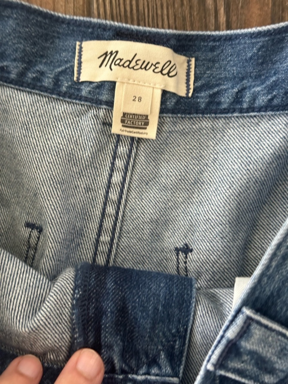 Madewell Relaxed Boyfriend Jeans in Medium Blue - Picture 7 of 12